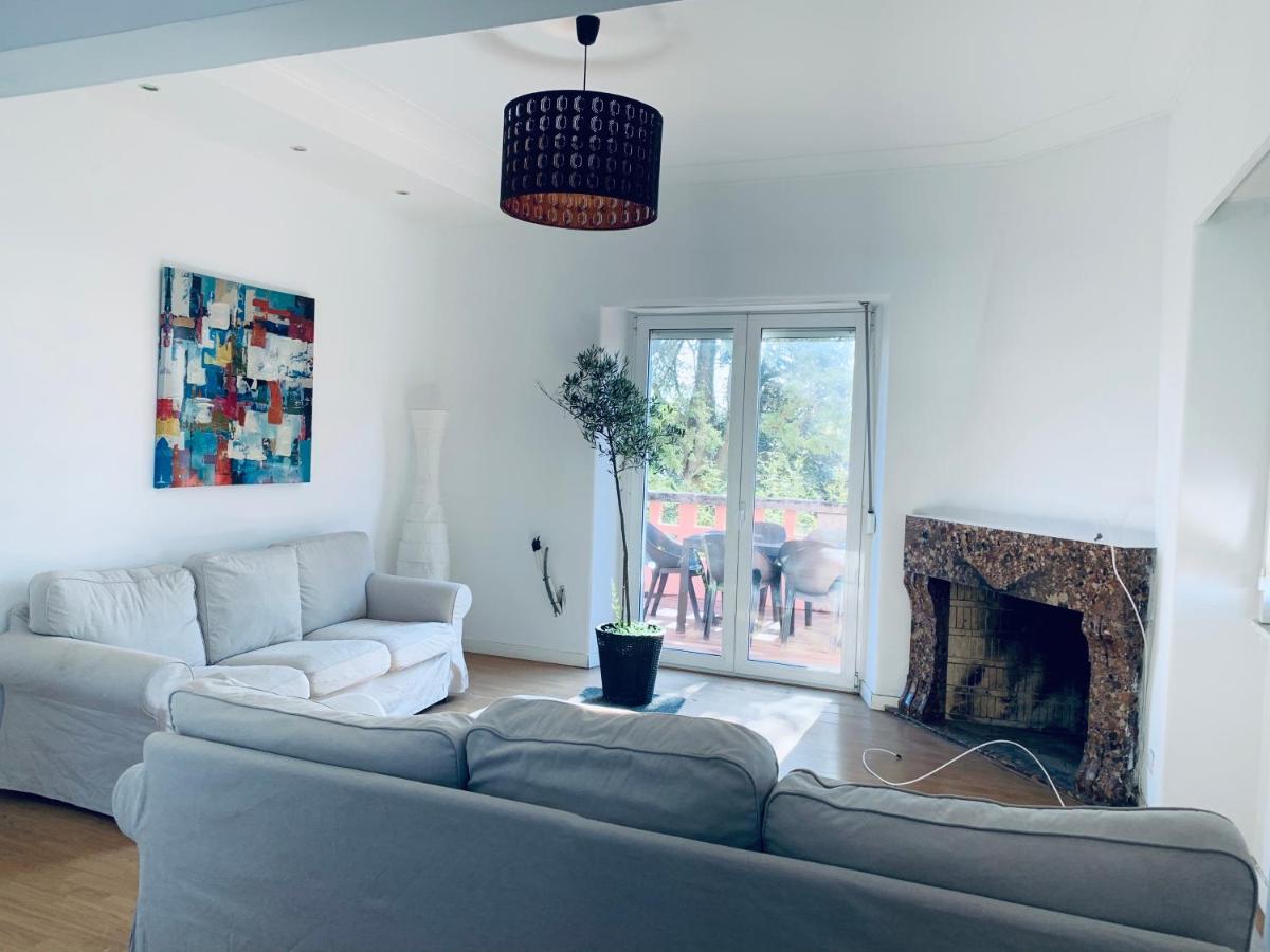 Restelo House Shared Appartment อัลเจส ภายนอก รูปภาพ