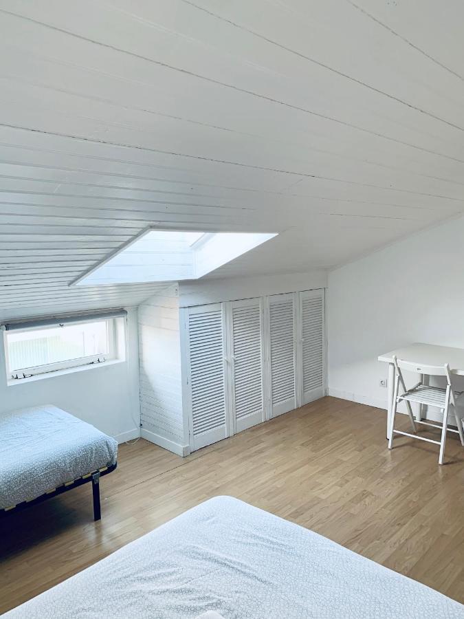 Restelo House Shared Appartment อัลเจส ภายนอก รูปภาพ