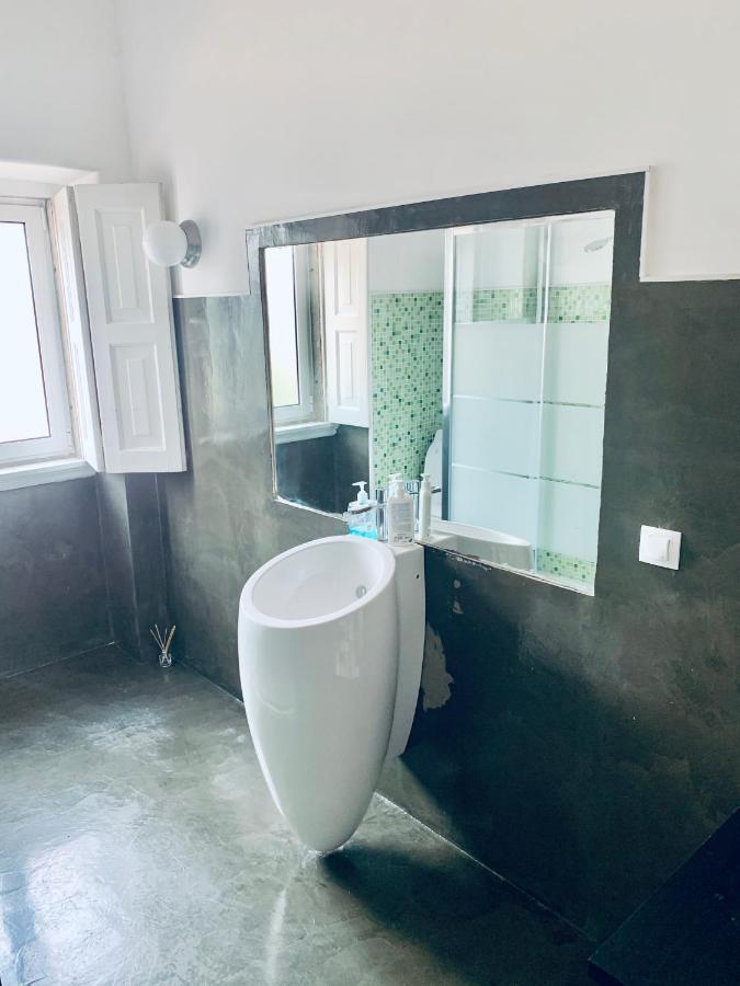 Restelo House Shared Appartment อัลเจส ภายนอก รูปภาพ