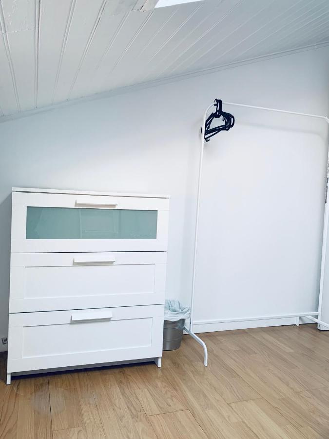 Restelo House Shared Appartment อัลเจส ภายนอก รูปภาพ