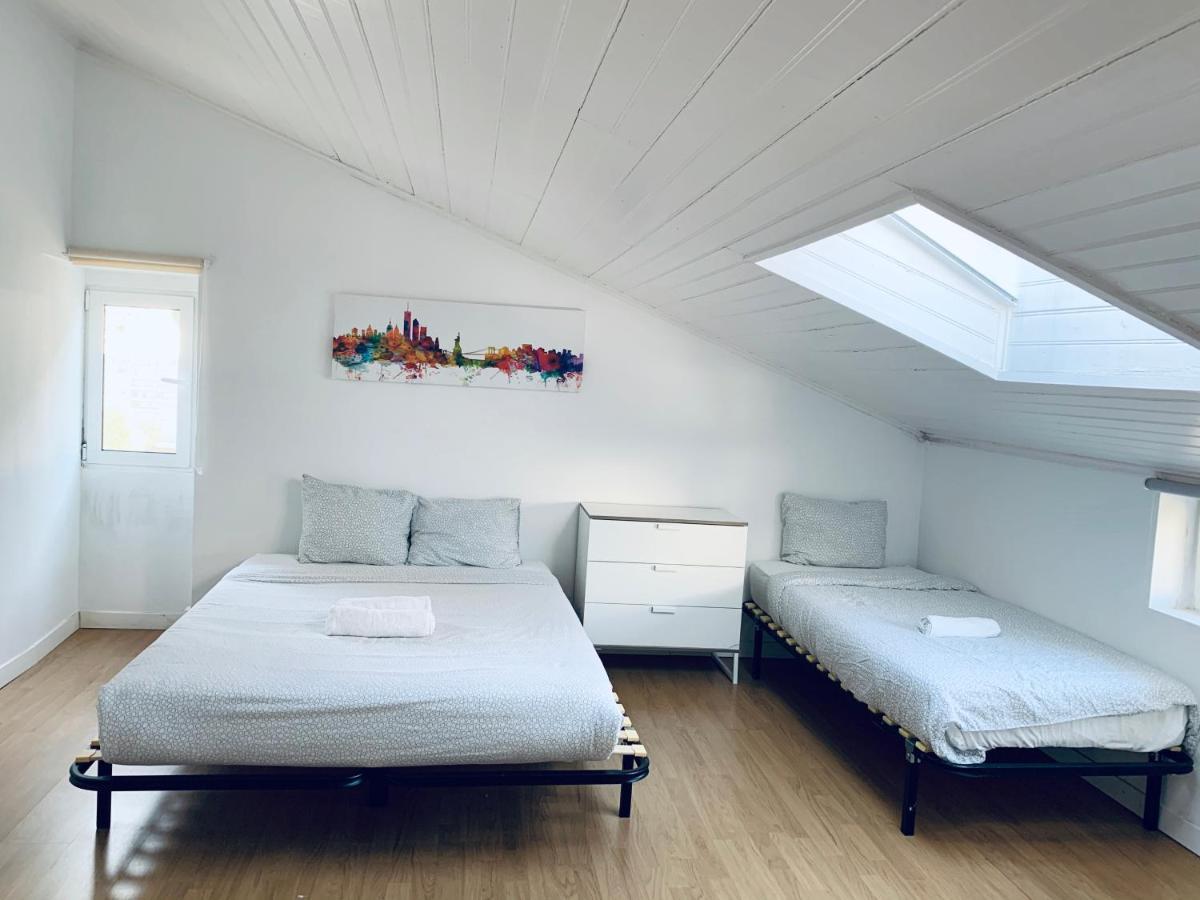 Restelo House Shared Appartment อัลเจส ภายนอก รูปภาพ