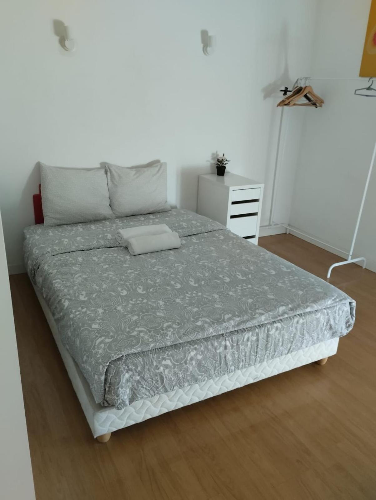 Restelo House Shared Appartment อัลเจส ภายนอก รูปภาพ